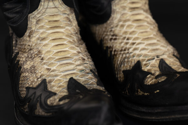 SENDRA NAHKA BOOTSIT - Image 2