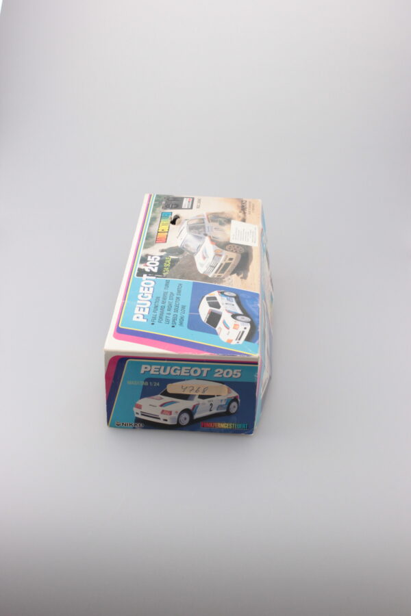 NIKKO PEUGEOT 205 RADIO-OHJATTAVA AUTO - Image 6