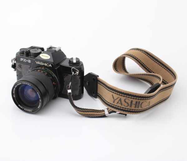 YASHICA FX-3 FILMIKAMERA JA OBJEKTIIVI - Image 2