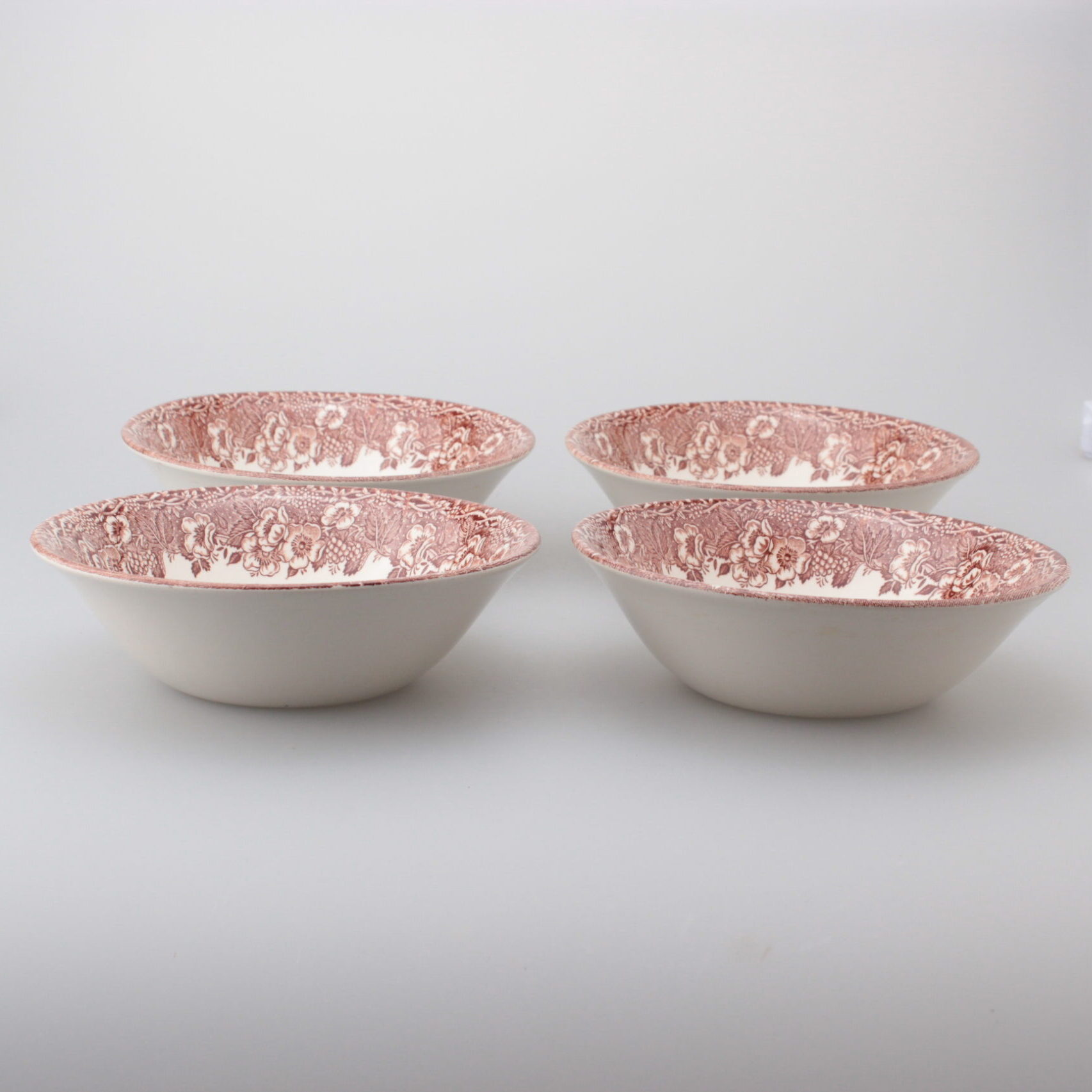 English Ironstone Kingswood Geschirr Teile - Rote Landhausmuster, 60er-80er, Gebraucht