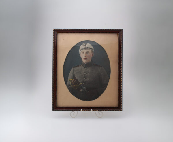 SOTILAAN MUOTOKUVA