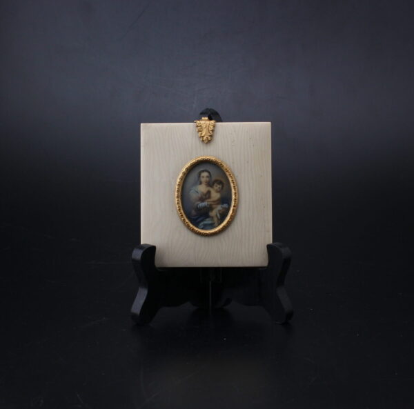 MINIATYYRIMAALAUS