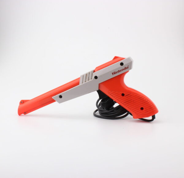 NES ZAPPER -VALOPISTOOLI - Image 2