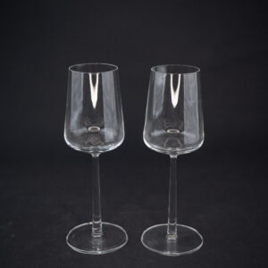 IITTALA ESSENCE VALKOVIINILASIT 2 KPL