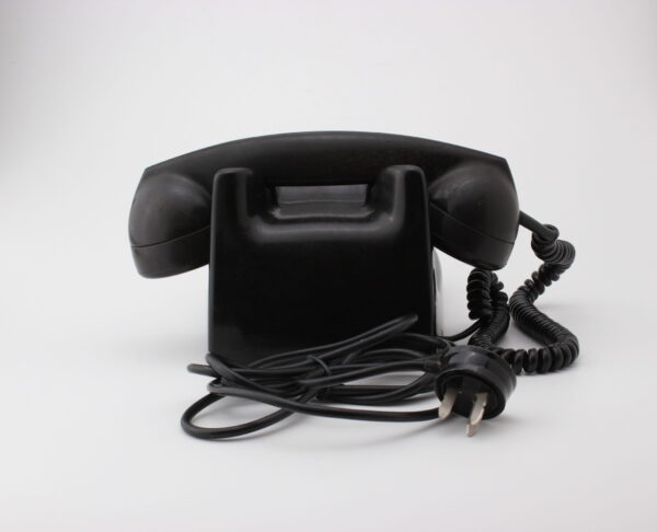 ERICSSON PÖYTÄPUHELIN - Image 3