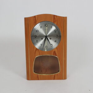 JUNGHANS SEINÄKELLO