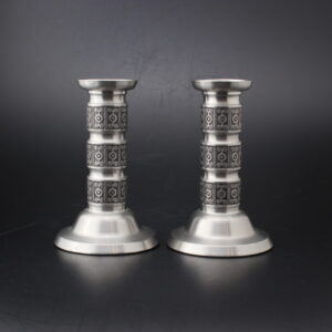 HAUGRUD TINA KYNTTILÄNJALAT, 2 KPL