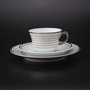 ARABIA RAITAHOPEA KUPPI JA LAUTASET