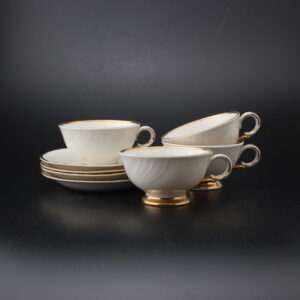 ARABIA KULTAKORISTE KAHVIKUPIT JA TASSIT, 4 KPL