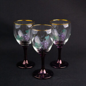 VIOLETIT RYPÄLE VIINILASIT