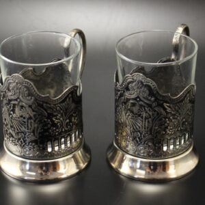 VENÄLÄINEN TEELASINPIDIKE 2 KPL + LASIT