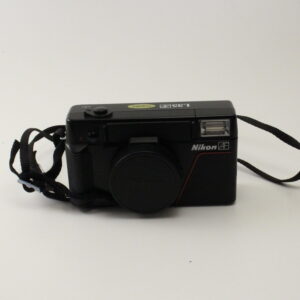 NIKON L35 AF FILMIKAMERA