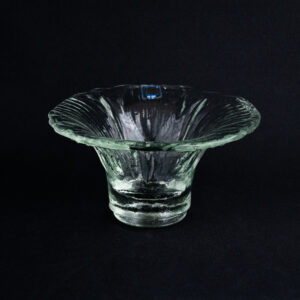 TAIDELASI TUIKKUALUSTA