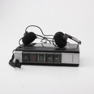 SANYO M1001 KASETTISOITIN