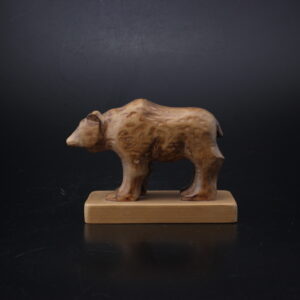 KARHU FIGUURI
